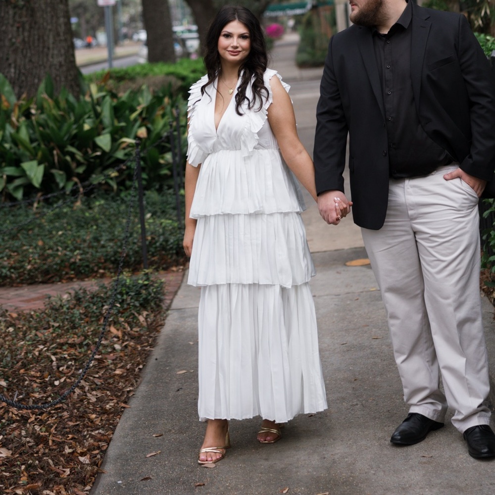 Elegant White Maxi Dress
